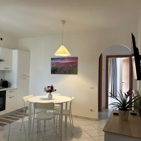 Apartment Viola