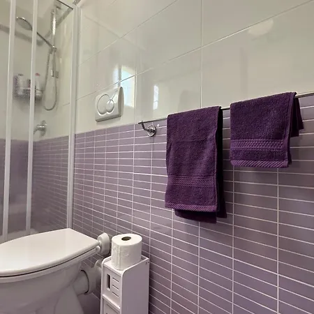 Viola Gambassi Terme